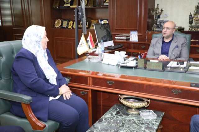 «لم ينجح إلا طالبة».. محافظ بني سويف يقرر إعفاء إدارة مدرسة بعد رسوب جماعي للطلاب