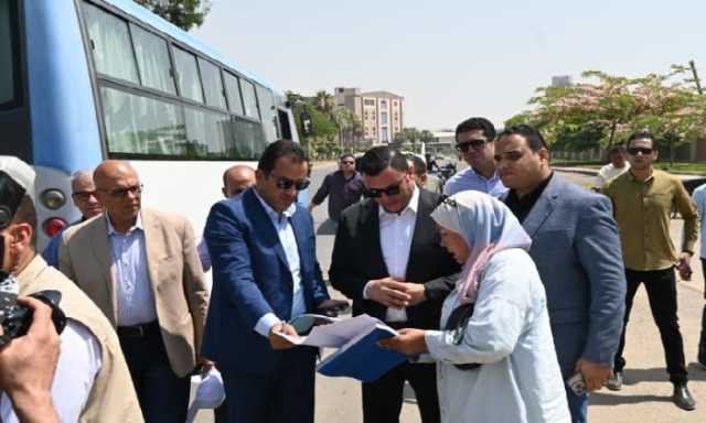 وزير الإسكان يتفقد عدد من المشروعات التنموية بمدينة العاشر من رمضان