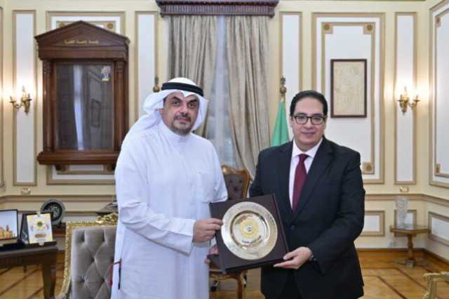 عبد الصادق: جامعة القاهرة تضع كل إمكاناتها في خدمة طلاب دولة الكويت الشقيقة
