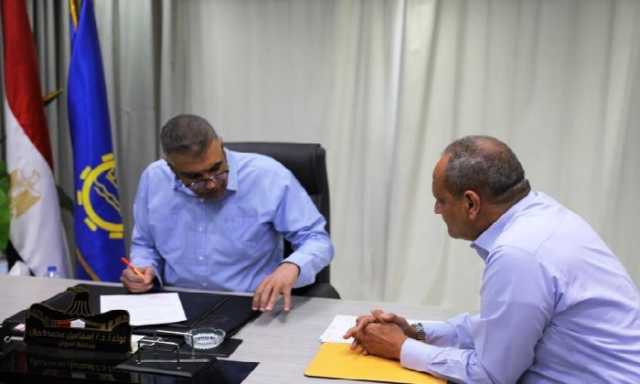 محافظ أسوان يعتمد تنسيق القبول بالمرحلة الثانوية للعام الدراسي 2025/2026