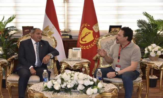 محافظ بورسعيد يبحث مقترح استضافة المهرجان القومي للمسرح المصري