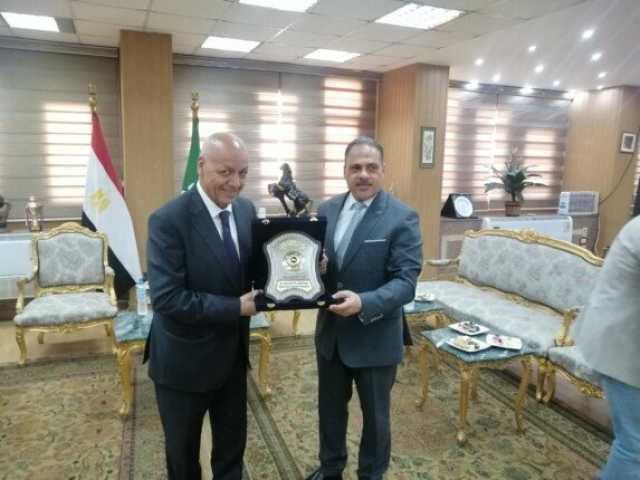 محافظ الشرقية يستقبل الكاتب الصحفى مصطفي بكري