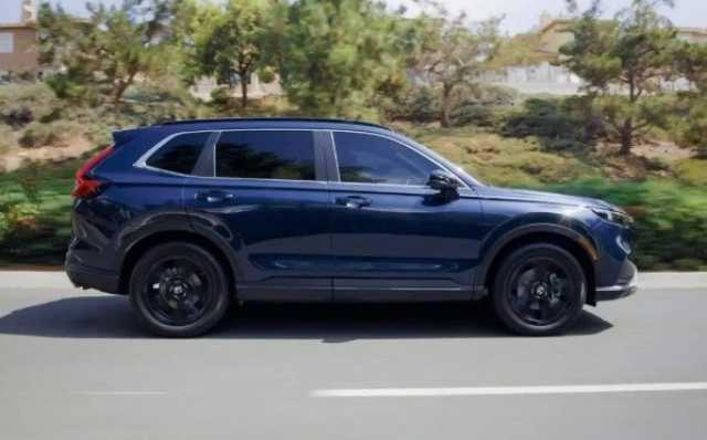 سعر ومواصفات سيارة هوندا CR-V موديل 2025
