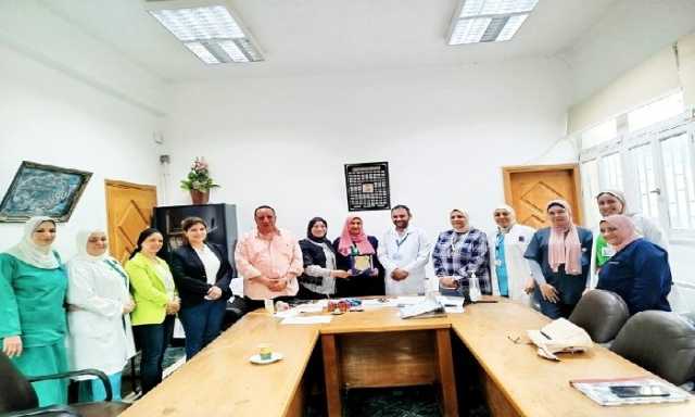المشرف العام على مستشفيات الإسكندرية تتفقد مستشفي شرق المدينة