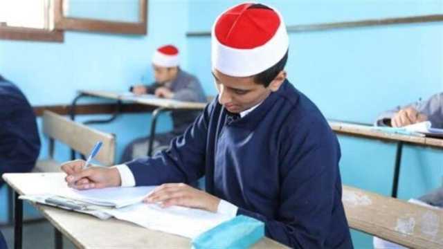 أسماء أوائل الشهادة الإعدادية الأزهرية 2025 بمحافظة قنا.. صور