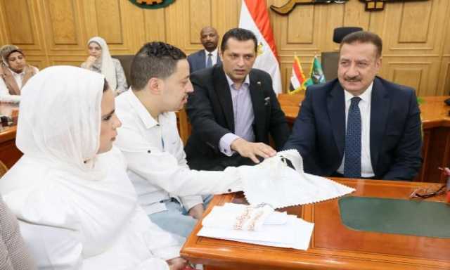 محافظ المنوفية وكيلاً لعروسة يتيمة من مؤسسة تربية البنات بشبين الكوم