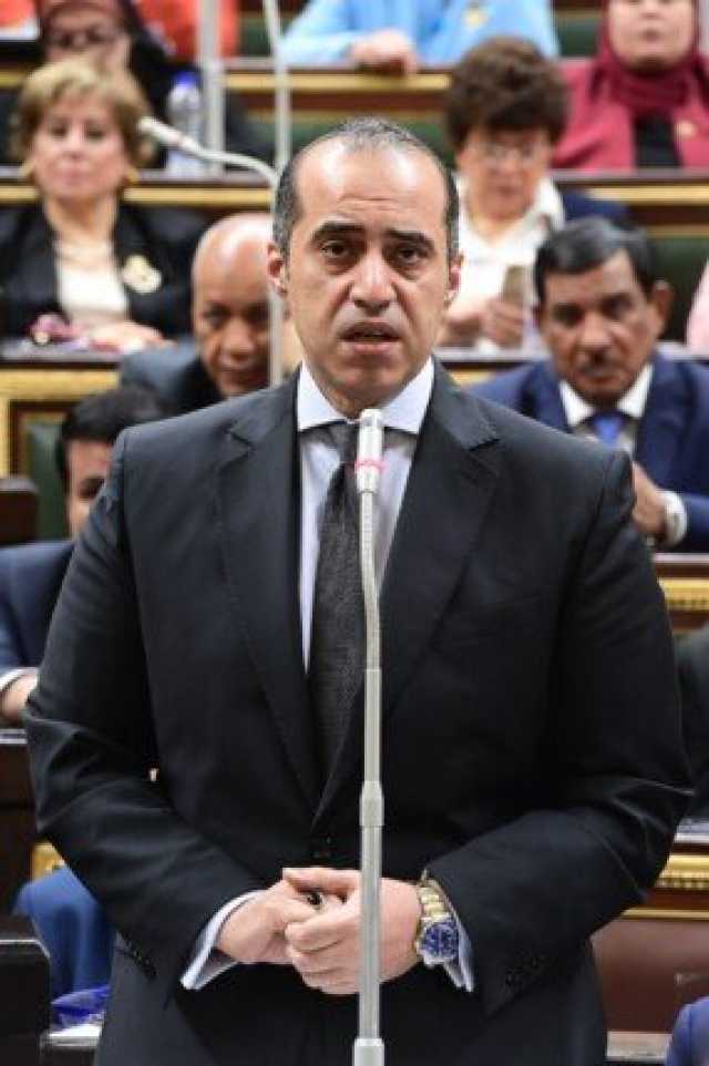 وزير الشئون النيابية يطلب مهلة للحكومة لتقديم حصر بأعداد المستأجرين غدا