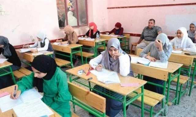 تباين آراء طلاب الشهادة الإعدادية بالقليوبية حول أداء امتحان الإنجليزي