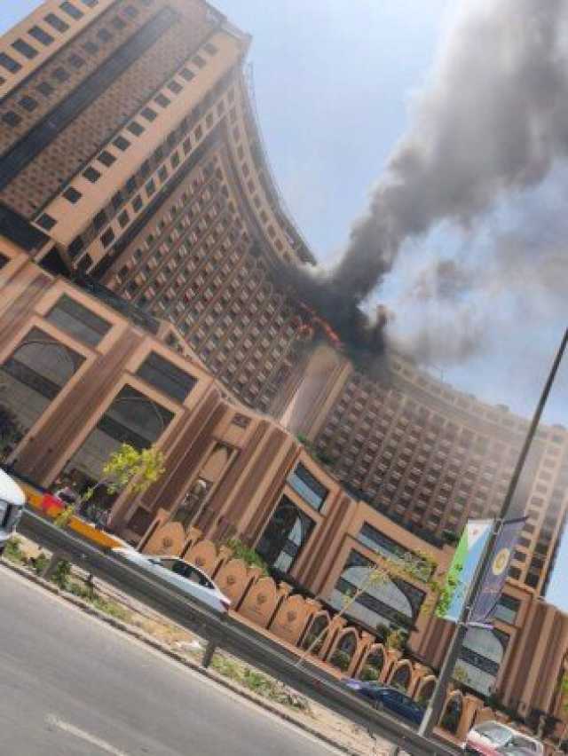 حريق يلتهم فندق «قلب العالم» وسط بغداد