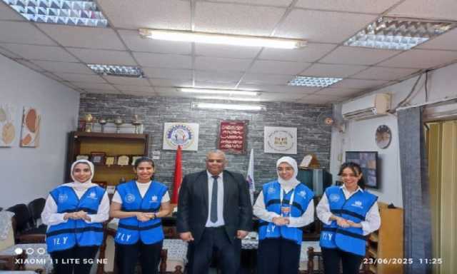 مدير الشباب والرياضة بقنا يستقبل فريق شباب يدير شباب YLY