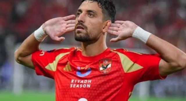 عاجل.. الأهلي يعلن غياب طاهر محمد طاهر عن مباراتي بالميراس وبورتو
