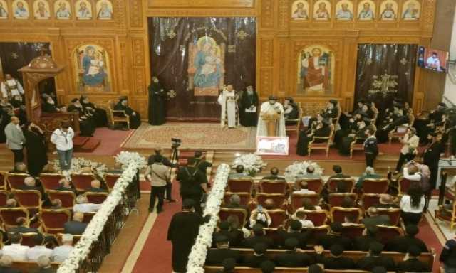 برج العرب تحتفل بتجليس الأنبا مينا أول أسقف لإيبارشيتها الجديدة