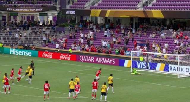 كأس العالم للأندية.. بنفيكا يتقدم أوكلاند سيتي بهدف «دي ماريا» في الشوط الأول «فيديو»