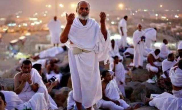 ما هي صيغة تكبيرات العشر من ذي الحجة؟