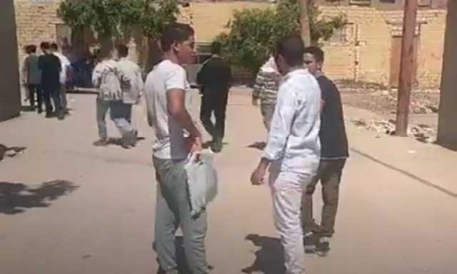 ارتياح بين طلاب الثانوية الأزهرية بالفيوم: امتحان الصرف سهل ومباشر
