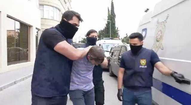 السلطات الأذربيجانية تعتقل صحفيين روسيين من مكتب «سبوتنيك» في باكو وتمنع وصول الدبلوماسيين إليهم