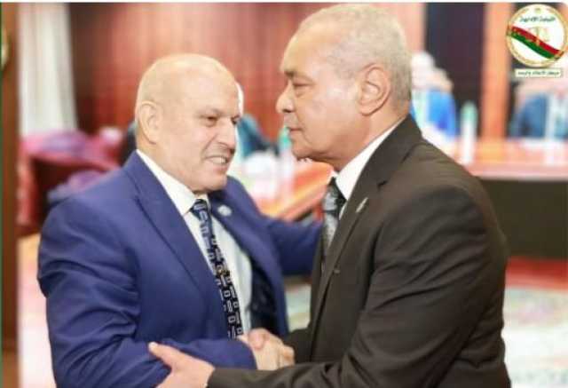 المستشار عبد الراضي صديق يهنئ رئيس النيابة الإدارية الجديد بمنصبه