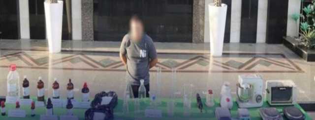 مضبوطات بـ 4 ملايين جنيه.. القبض على المتهم بجلب مواد تصنيع المخدرات بالقليوبية