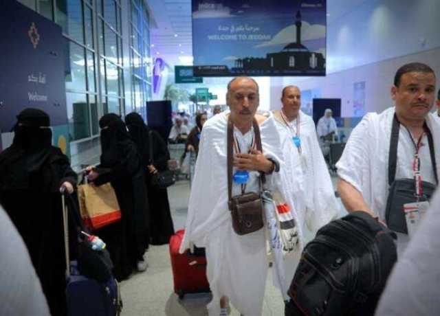 بعثة أسر شهداء الشرطة تتجه إلى الأراضي المقدسة لأداء فريضة الحج «صور وفيديو»
