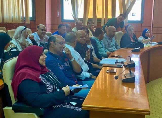 سكرتير العام بورسعيد يترأس اجتماعًا لمناقشة الاستعدادات لامتحانات الثانوية العامة