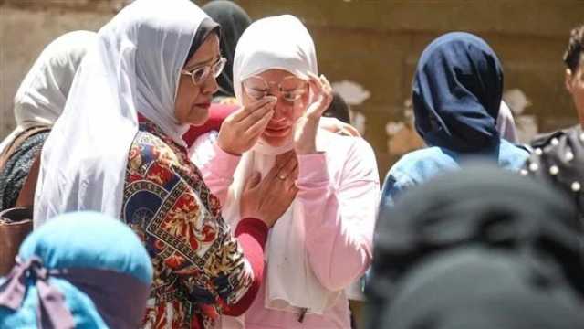 انهيار وبكاء.. ردود أفعال الطلاب في امتحان الفيزياء للثانوية العامة 2025