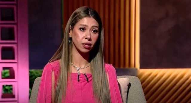 «جسمي يرتجف من الخوف».. إيناس عز الدين تطالب الجمهور بالدعاء لها