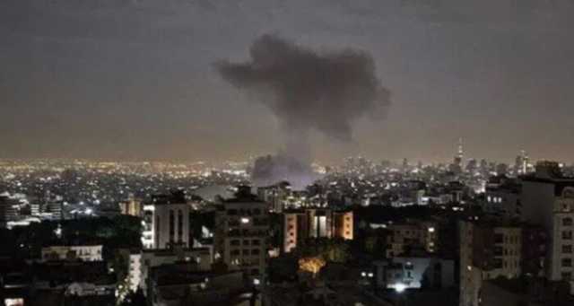 سماع دوي انفجارات قوية في طهران ومدينة كرج غربي العاصمة الإيرانية