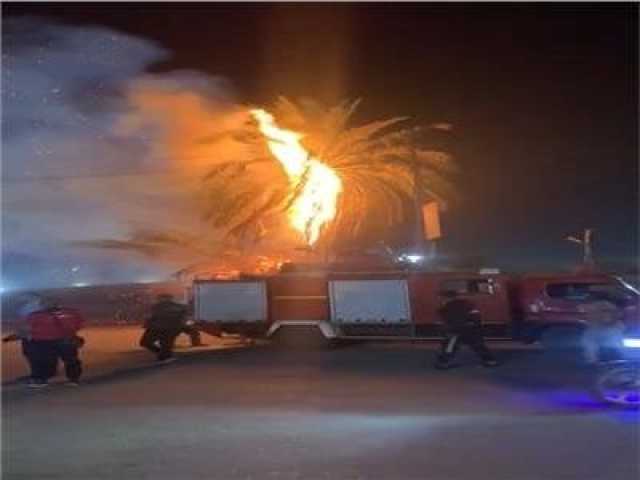 السيطرة على حريق نشب في أخشاب داخل مصنع دعاية وإعلان بالعبور