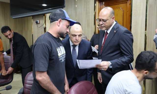 وزير العمل ومحافظ كفرالشيخ يسلّمان عقود عمل لذوي الهمم وشهادات تدريب لأوائل الخريجين