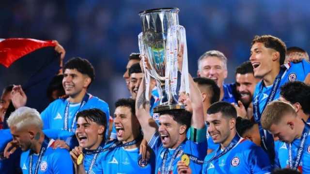 كروز أزول يكتسح فانكوفر بخماسية ويتوج بلقب دوري أبطال كونكاكاف
