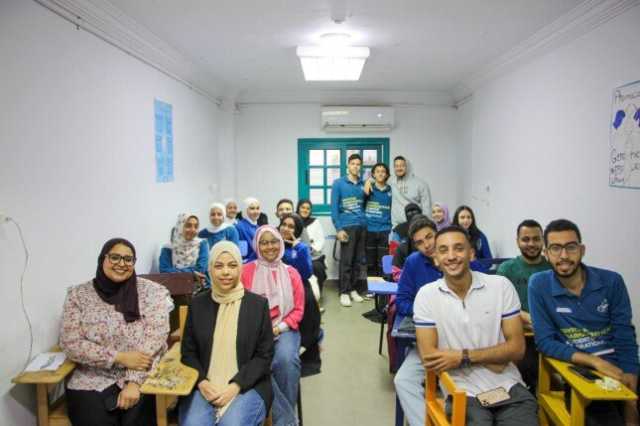 الاتحاد المصري لطلاب الصيدلة بجامعة الأهرام الكندية ينظم مؤتمرًا علميًا لخدمة طلبة الصيدلة