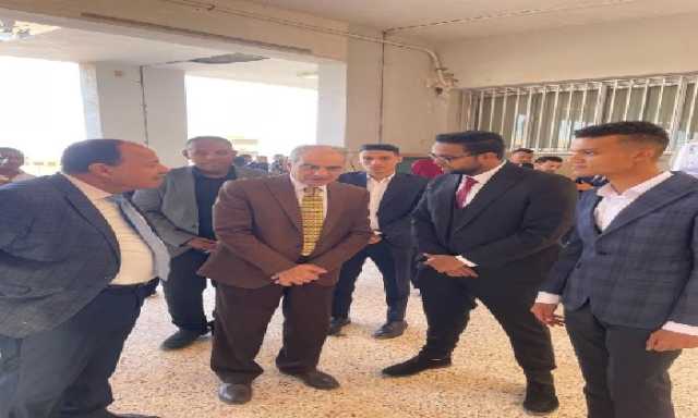 في مناقشات مشروعات تخرج الهندسة.. جامعة أسوان تؤكد التزامها بالتنمية والابتكار