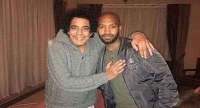 «صاحب التاريخ المضئ».. أول تعليق من محمد منير على اعتزال شيكابالا