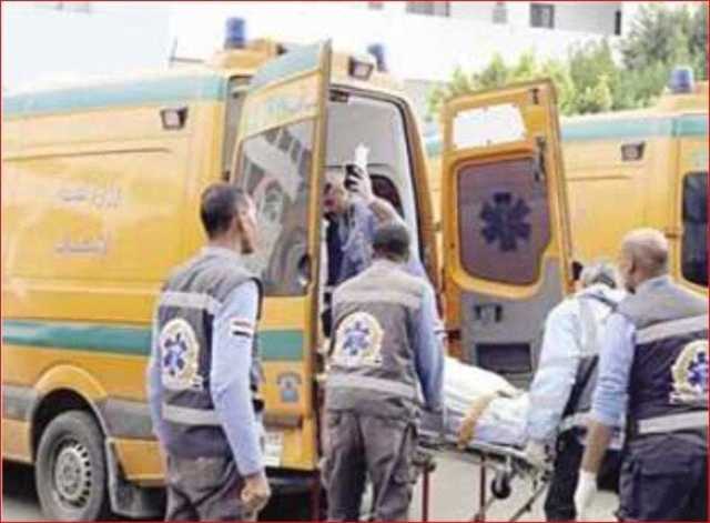 «التكييف انفجر فيمها».. إصابة عاملين في شارع مصدق بالدقي