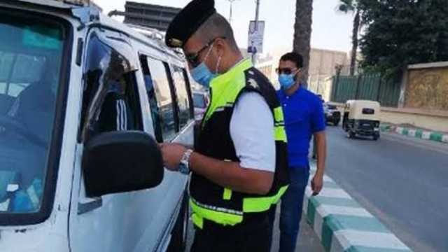 خلال 24 ساعة.. تحرير 784 مخالفة ملصق إلكتروني ورفع 32 سيارة