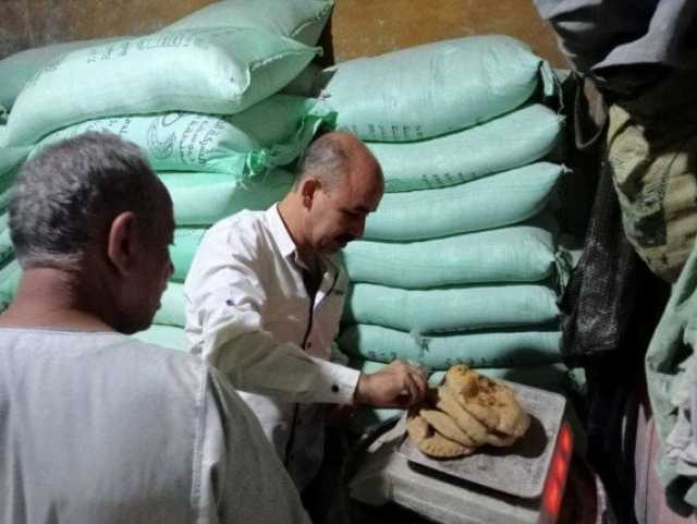 من نقص الوزن إلى سلع منتهية الصلاحية: تموين المنيا يضبط 262 مخالفة تموينية