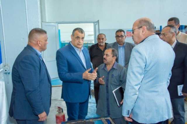 وزير الدولة للإنتاج الحربي يتفقد خطوط إنتاج شركة هليوبوليس للصناعات الكيماوية