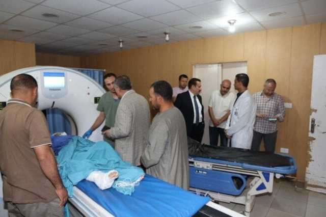 محافظ المنوفية يطمئن على الحالة الصحية لمصابي حادث الإقليمي ويشهد إجراء الأشعة المقطعية لحالة آيات