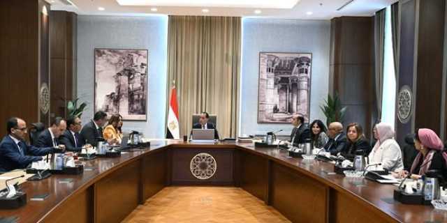 رئيس الوزراء يناقش الآليات المقترحة لتطبيق القواعد المنظمة لقانون الإيجار الجديد