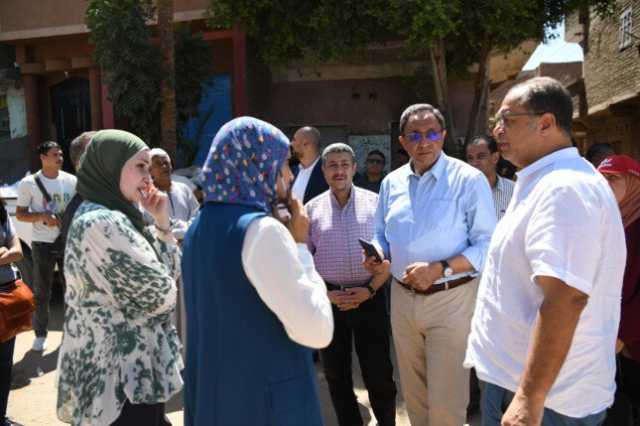 محافظ قنا يتفقد مشروعات السياحة الريفية بمحيط معبد دندرة ويوجه بتصور عمراني متكامل للمنطقة