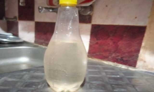 لونها أسود وطينية.. أهالي دمرو بالغربية يستغيثون من تلوث مياه الشرب