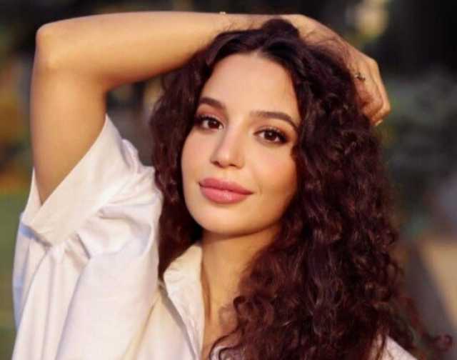 «راقصة ورسامة».. مريم الجندي تتعاقد على «فلاش باك» مع أحمد خالد صالح