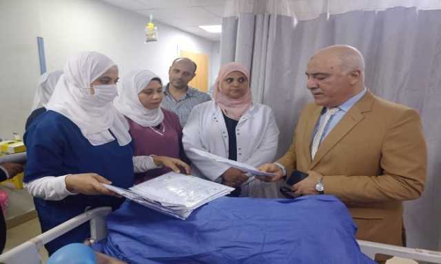 مدير الصحة بالقليوبية يتابع سير العمل بحملة طرق الأبواب بشبرا الخيمة