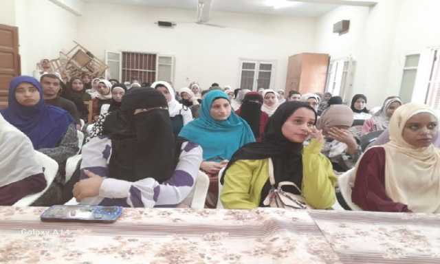 جامعة جنوب الوادي تواصل ندواتها في المشروع القومي لمحو الأمية بدشنا