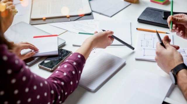 «الطالب مش آلة».. مؤسس ائتلاف أولياء أمور مصر تعرب عن استيائها من بدء الدروس الخصوصية