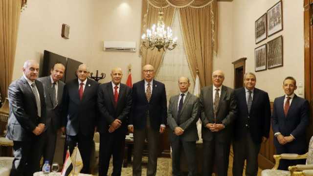 المستشار عاصم الغايش يزور رئيس محكمة استئناف القاهرة لتهنئته بمنصبه الجديد