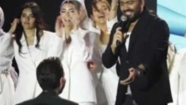 «بعد حضوره حفل تخرجها».. ليلى أحمد زاهر تشكر الفنان تامر حسني