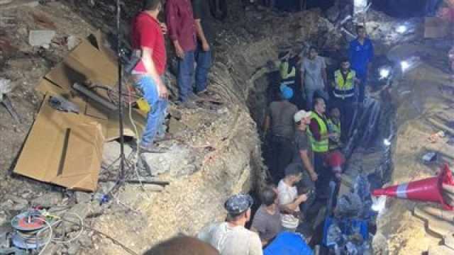 بدء مد الكابل الأخير بـ محطة محولات كهرباء جزيرة الذهب.. والتيار يعود خلال ساعات