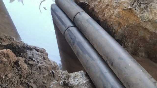 الكهرباء: عبور كوابل محطة جزيرة الدهب أسفل السكة الحديد تمهيدًا لإطلاق التيار