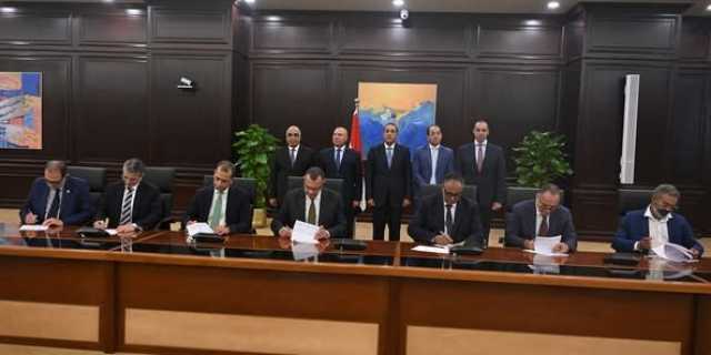 توقيع عقدي تسوية ودية لمنازعات تتعلق بعدد من الشركات الاستثمارية